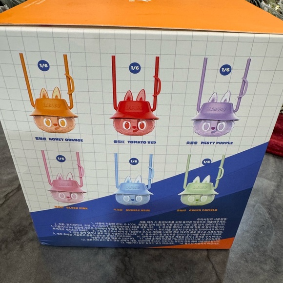 Pop Mart TUMBLER -The Monsters Wacky Mart Series -BLOND BOX - Picture 2 of 5